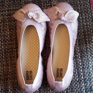 Girls pink glitter shoes